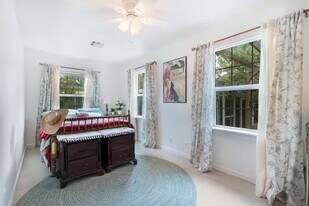 1020 East St in Redding, CA - Building Photo