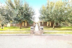 13 N Lotto Ln in Edinburg, TX - Building Photo