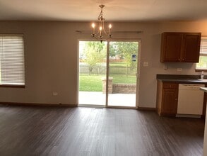 27450 W Fawn Lake Ct in Channahon, IL - Building Photo - Building Photo