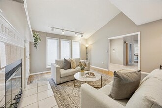 2 Woodstock in Linwood, NJ - Building Photo - Building Photo