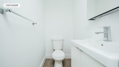 865 Hart St in Brooklyn, NY - Building Photo - Building Photo