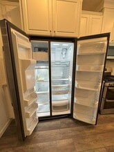 1670 Richie Ln in Woodland, CA - Building Photo - Building Photo