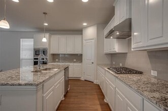 3105 Damsel Sauvage Ln in Lewisville, TX - Building Photo - Building Photo