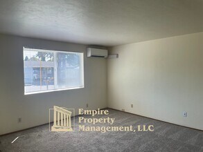 3565 Concord St in Eugene, OR - Building Photo - Building Photo