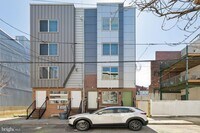 1534 W Stiles St photo'