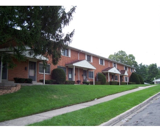 Fair Oaks Apartments in Dayton, OH - Building Photo - Building Photo