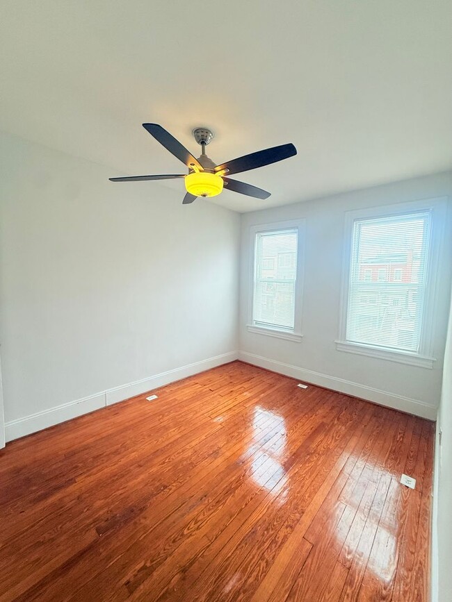 120 Todd Pl NE in Washington, DC - Building Photo - Building Photo