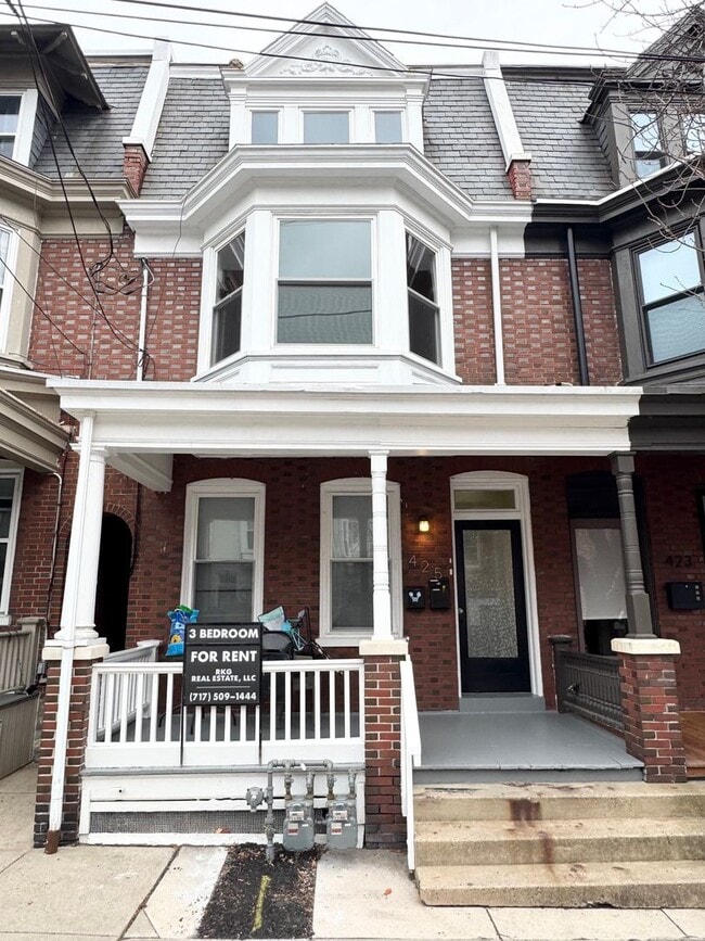 property at 425 Nevin St