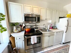 1692 Washington St, Unit 2 in Boston, MA - Foto de edificio - Building Photo