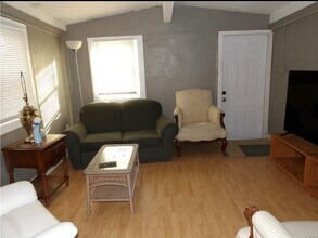21 Maple Ave, Unit 21 Maple Ave in Cortland, NY - Building Photo - Building Photo