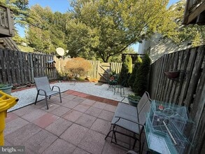 2568 Ambling Cir in Crofton, MD - Building Photo - Building Photo