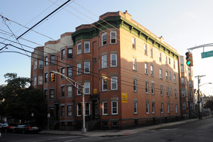 54 Saint Pauls Ave Apartments