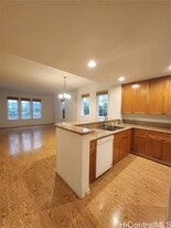 520 Lunalilo Home Rd in Honolulu, HI - Building Photo