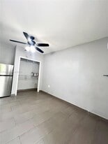 1400 SW 29th Ave in Miami, FL - Building Photo