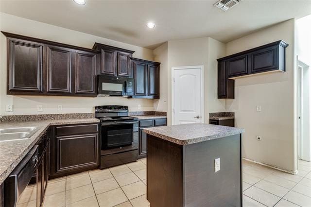 2265 Stonebrook Ln in Mesquite, TX - Foto de edificio - Building Photo
