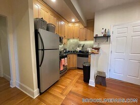 191 Winthrop Rd in Brookline, MA - Building Photo