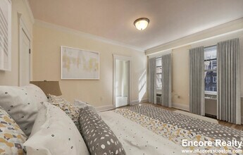 22 Chauncy St, Unit 1 in Cambridge, MA - Building Photo - Building Photo