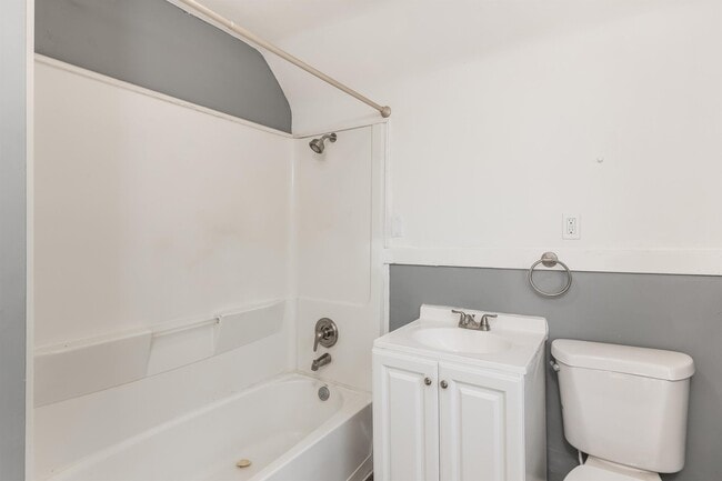 property at 2109 Claussen St