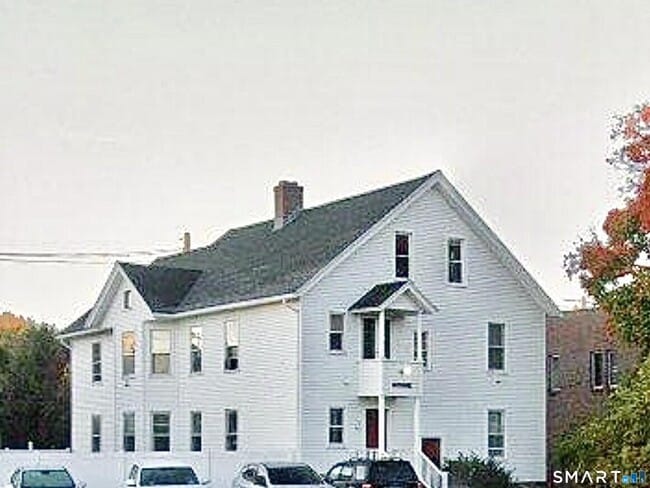81 School St in Bristol, CT - Building Photo - Building Photo