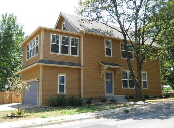 1700 Tennessee St in Lawrence, KS - Building Photo