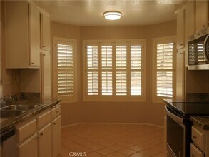 27456 Alta Vista Way in Menifee, CA - Building Photo - Building Photo