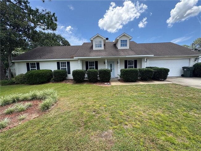 185 Timber Ridge Dr in Brunswick, GA - Building Photo - Building Photo