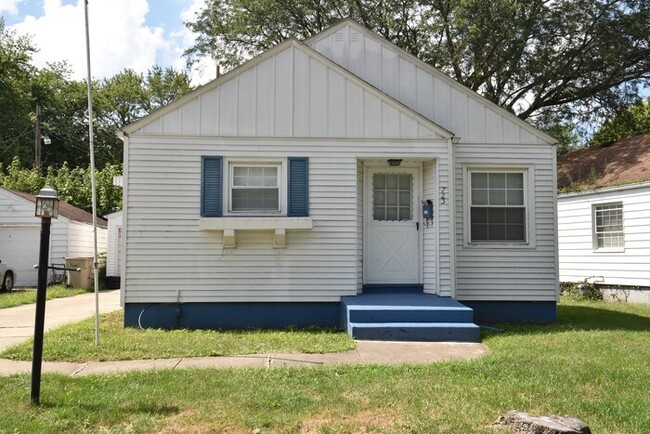 property at 723 S Illinois St