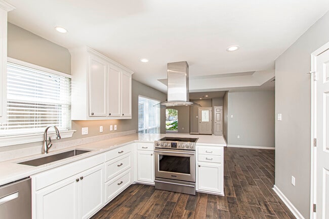 13333 Parwood Ave in Baton Rouge, LA - Building Photo - Building Photo
