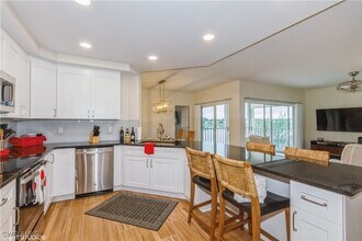 2671 Citrus Lake Dr in Naples, FL - Foto de edificio - Building Photo