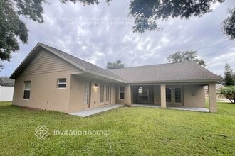 1571 Parkglen Cir in Apopka, FL - Foto de edificio - Building Photo