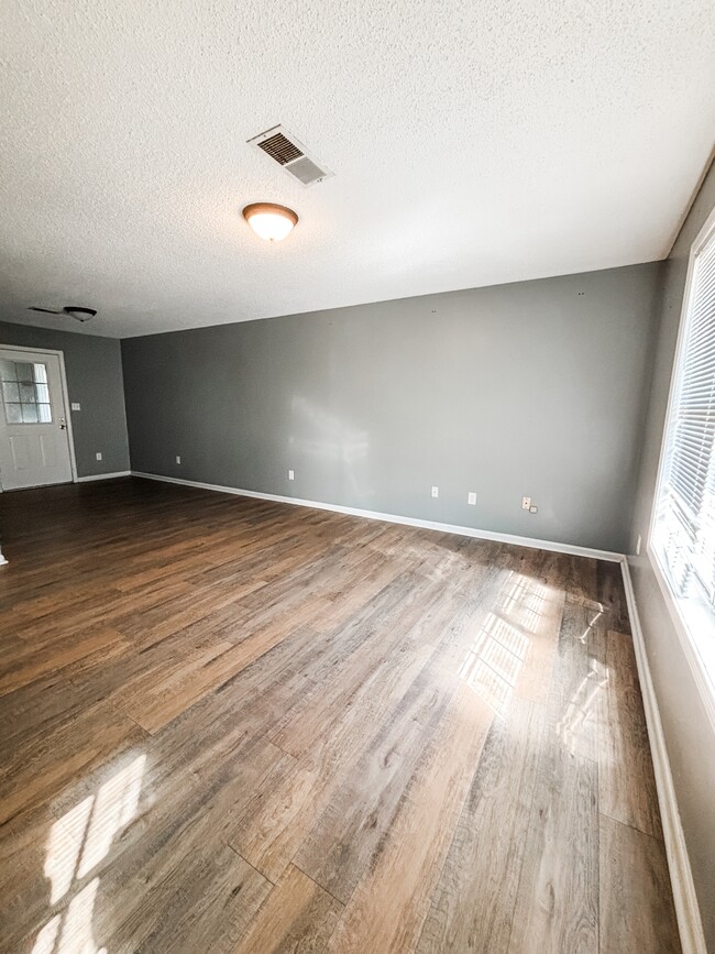 259 Adkins Cir in Munford, TN - Building Photo - Building Photo