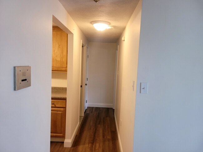 65 Greentree Ln, Unit 65 in Weymouth, MA - Building Photo - Building Photo