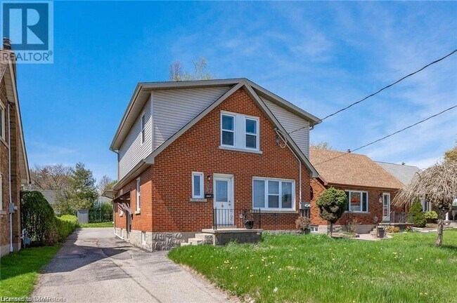 property at 37 Edna St