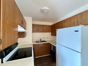 1425 Liliha St in Honolulu, HI - Building Photo - Building Photo