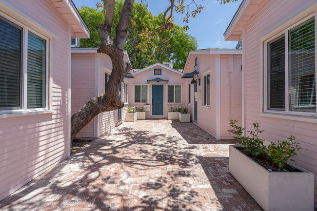 314 N Venice Blvd in Venice, CA - Building Photo - Building Photo