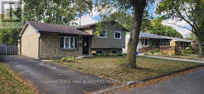 95 Amy Crescent in London, ON - Building Photo - Building Photo
