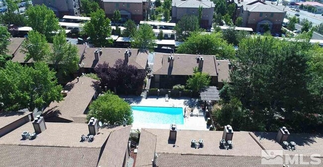 2980 Tierra Verde E in Reno, NV - Building Photo - Building Photo