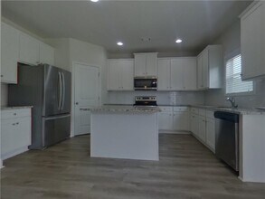 4015 Evelyn View Ct in Snellville, GA - Building Photo - Building Photo
