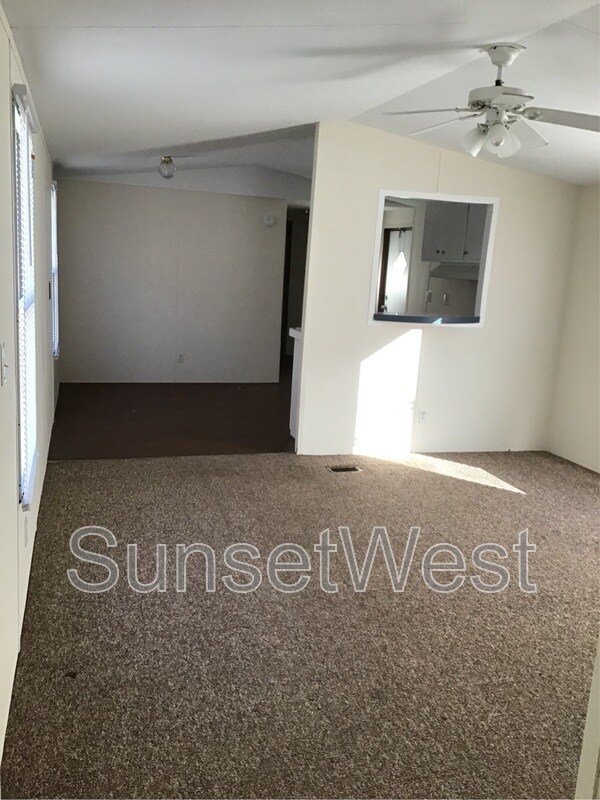 217 Sunshine Dr in Rocky Mount, NC - Building Photo - Building Photo