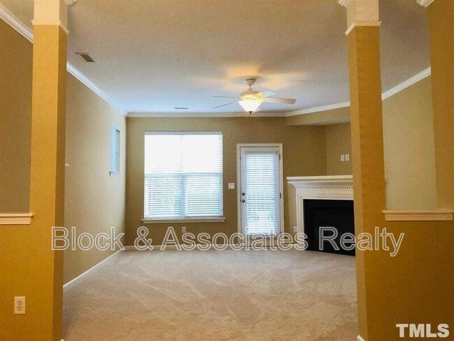 8982 Camden Park Dr in Raleigh, NC - Building Photo - Building Photo