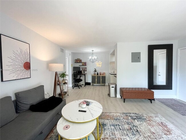 property at 1620 West Ave