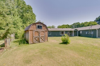 279 Stones River Rd in La Vergne, TN - Building Photo - Building Photo