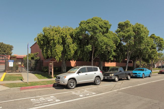 Premier Apartments in Lomita, CA - Building Photo - Building Photo