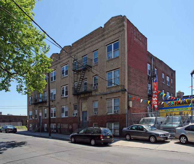 231-235 South St