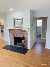 34 Rossi Ave in Stonington, CT - Building Photo - Building Photo