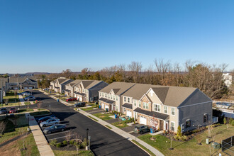 Promenade at Somerset in Somerset, NJ - Building Photo - Building Photo