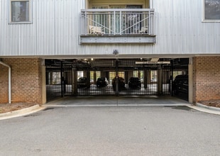 630 Calvert St in Charlotte, NC - Building Photo - Building Photo