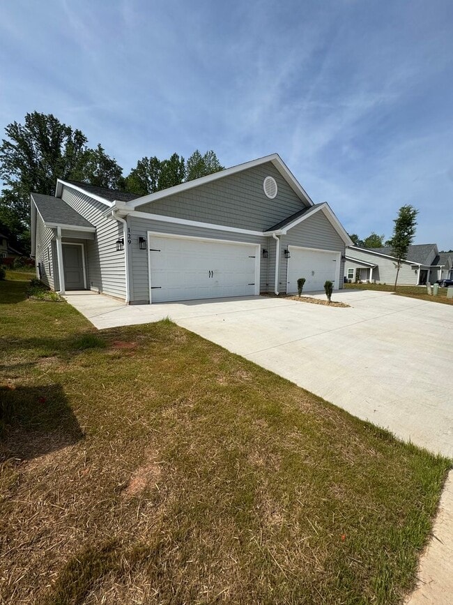 property at 129 Brawley Villas Pl