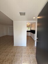 813 New Stine Rd in Bakersfield, CA - Building Photo - Building Photo