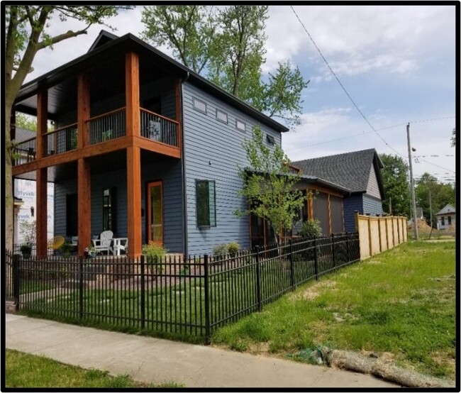 83 Adams Ave in Evansville, IN - Building Photo - Building Photo